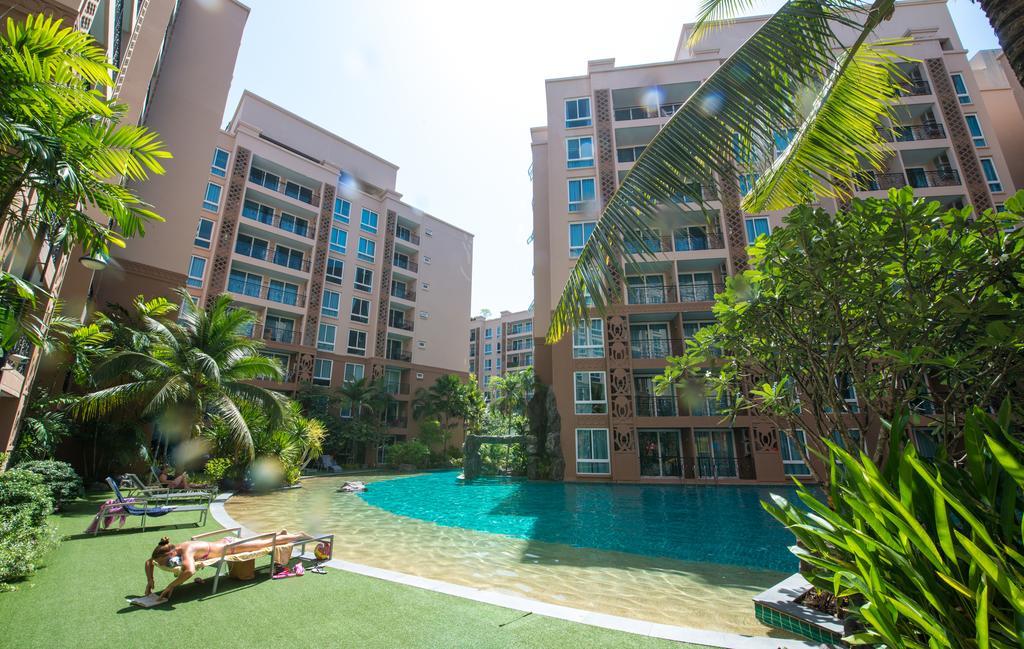 Atlantis Condo Resort Pattaya Джомтиен Бийч Екстериор снимка
