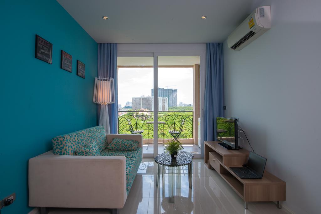 Atlantis Condo Resort Pattaya Джомтиен Бийч Стая снимка